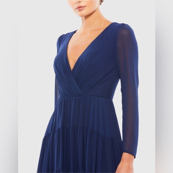 IEENA FOR MAC DUGGAL 55311 NWT
Faux Wrap Illusion Long Sleeve Tiered Gown - Picture 2 of 6